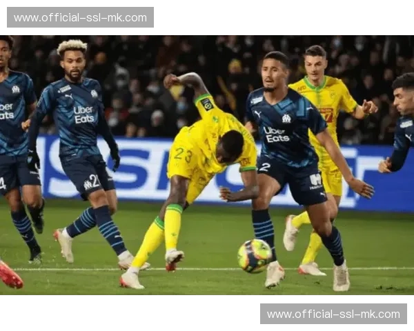 里昂客场轻取南特，六连胜势不可挡，攻防效率碾压